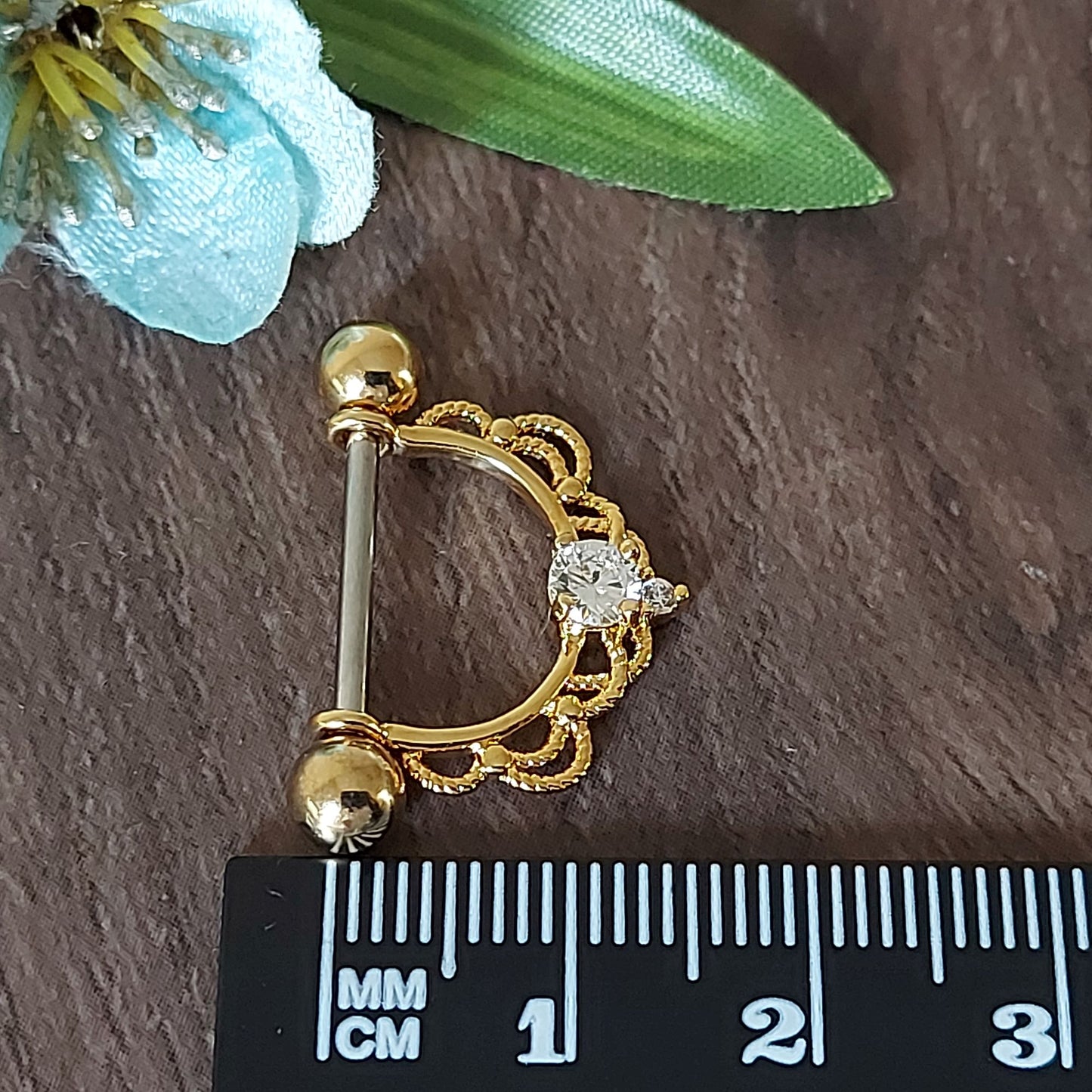 Exquisite 14kt gold, Rose Gold, Rhodium plated Nipple bar, Filligree and Crystal Horseshoe nipple clicker, 14Gauge, 16mm barbell