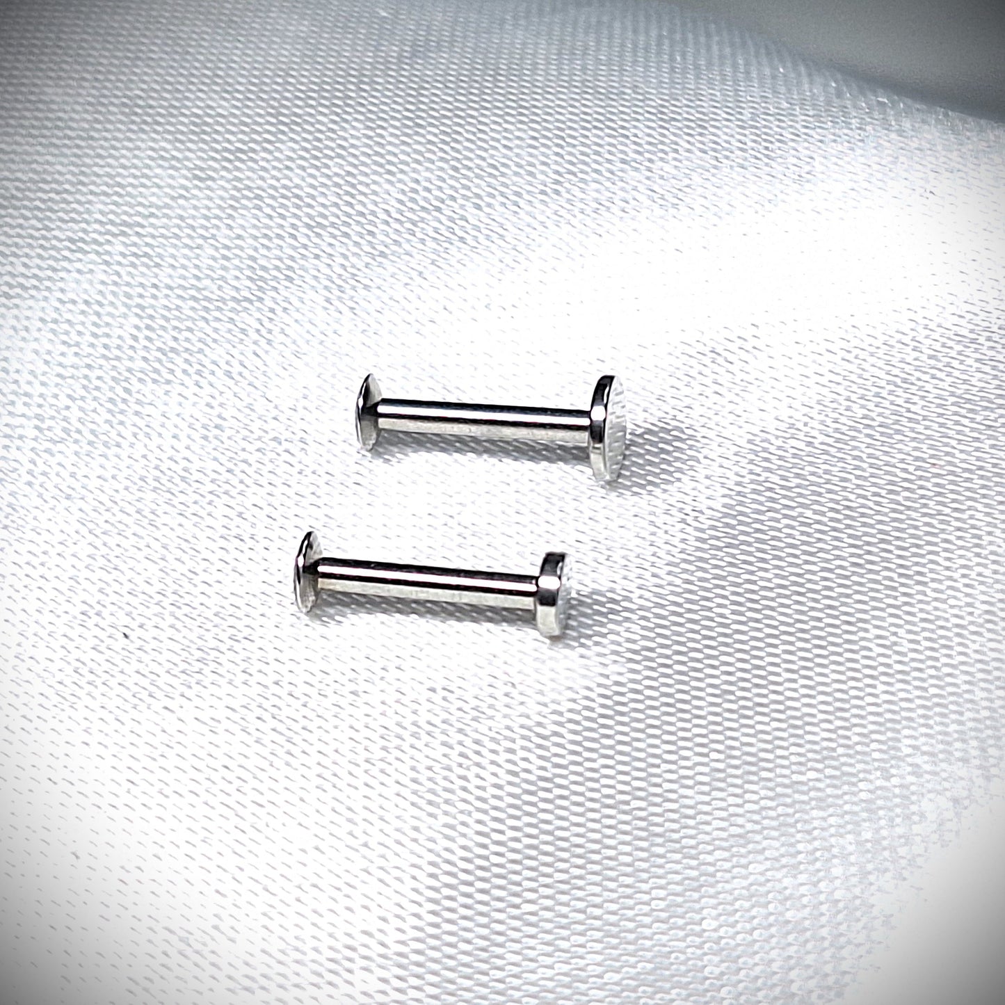 Labret stud with Flat Disc Top - In Rose Gold, Gold, Black, 316L Surgical Steel, 4mm, 5mm, 6mm, 8mm, 10mm, 11mm, 12mm