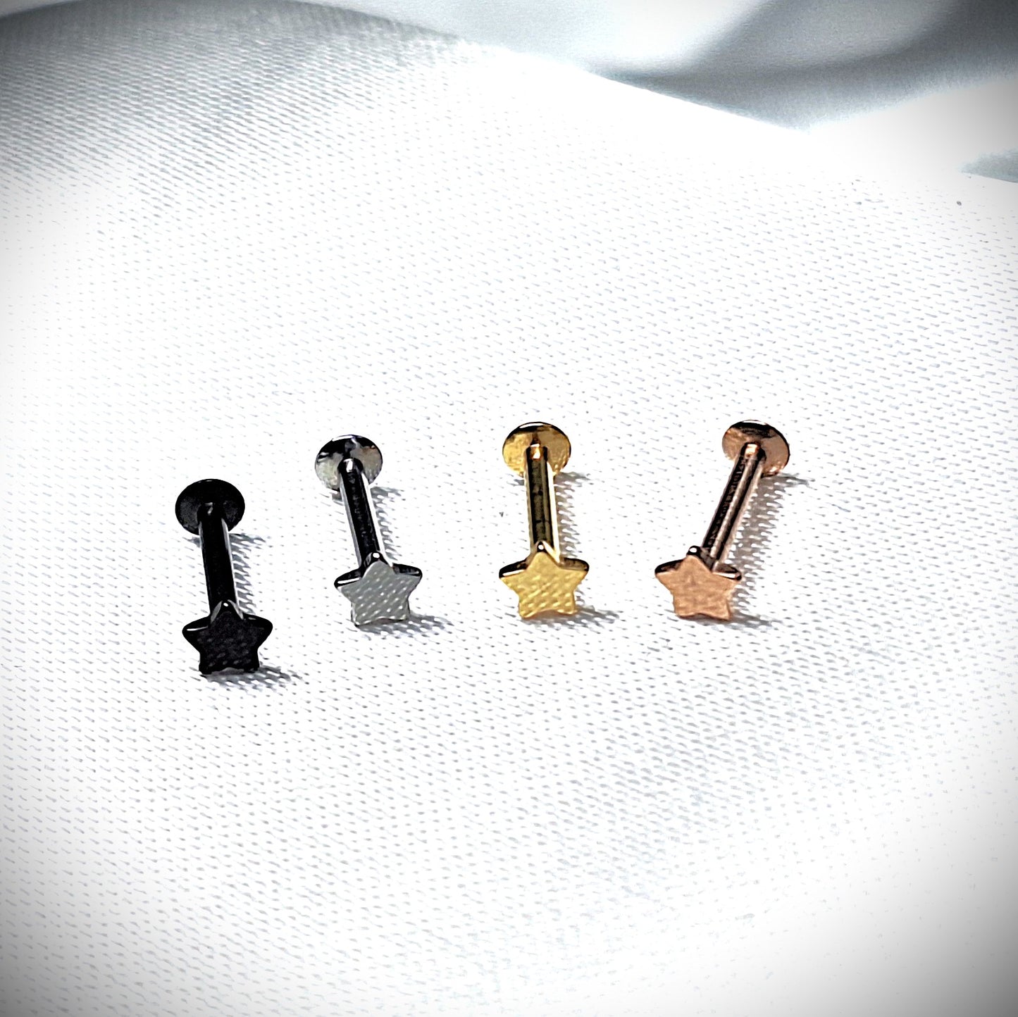 Labret stud with Flat Star Top - In Rose Gold, Gold, Black, 316L Surgical Steel, 4mm, 5mm, 6mm, 8mm, 10mm, 12mm